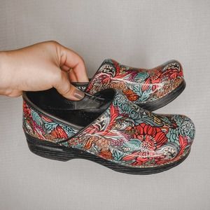 Dansko | Professional Rubber Closed toe Clog 38